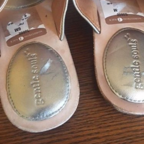 Gentle Souls Silver Crystal Flip Flops - Picture 2 of 3